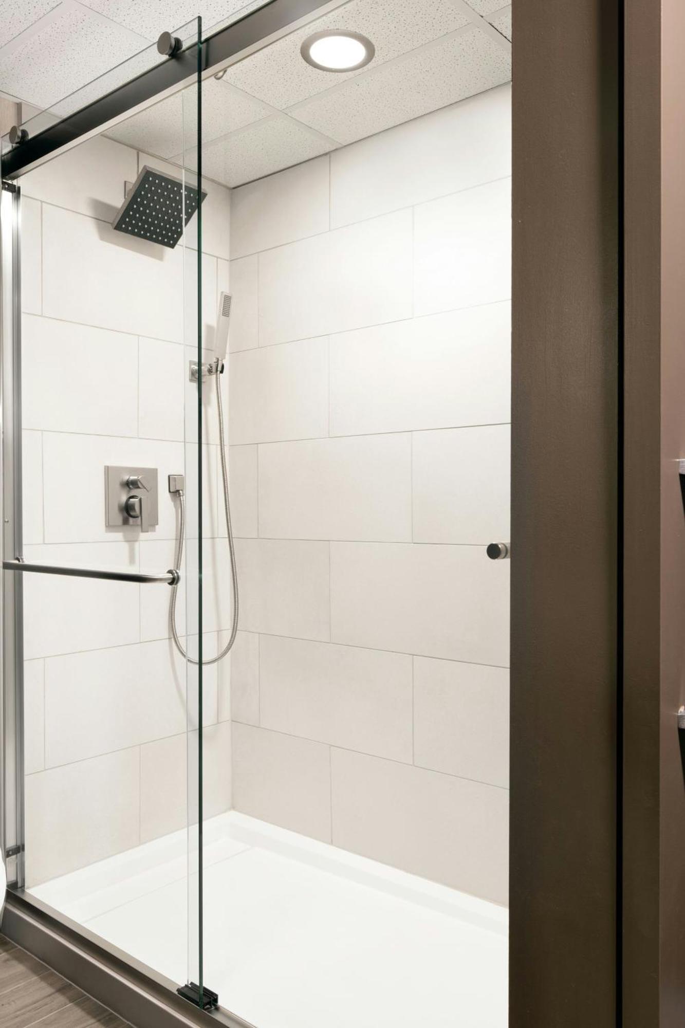 Hotel Salt Marriott Downtown At Creek 4*